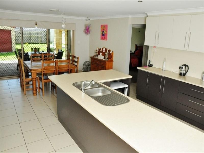 10 Creek Flat Road, Mount Nathan QLD 4211