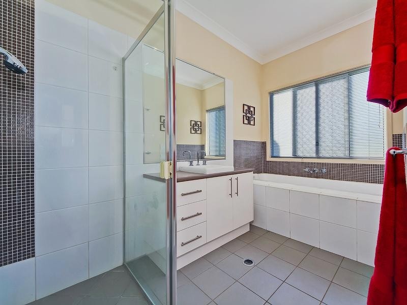 6 Creek Flat Road, Mount Nathan QLD 4211