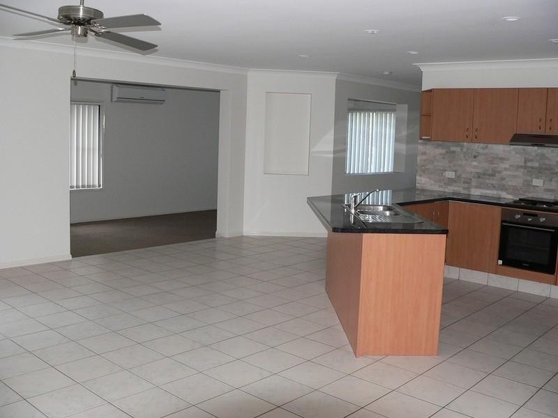 5 Sandhurst Crescent, Upper Coomera QLD 4209