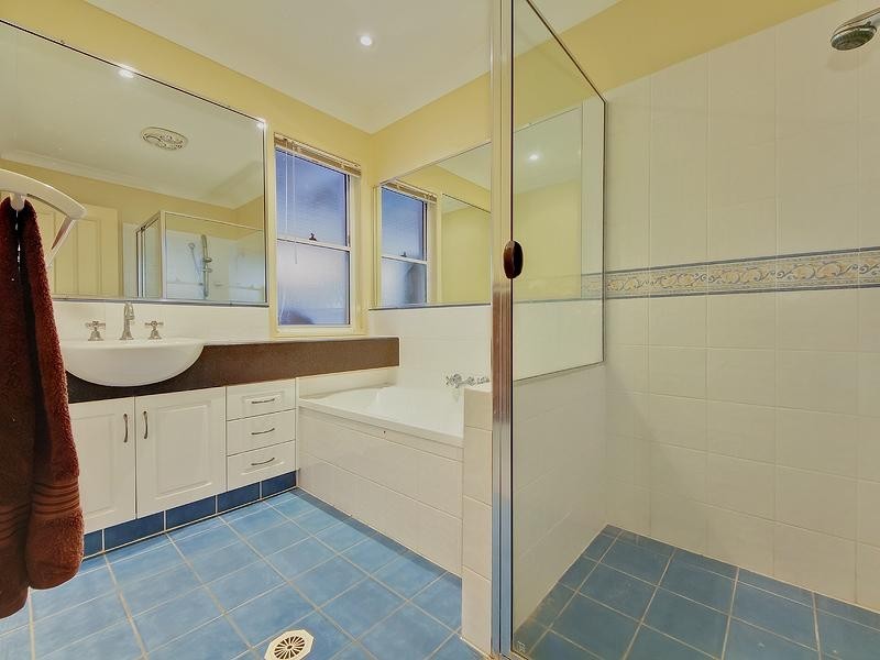 17 River Meadows Drive, Upper Coomera QLD 4209