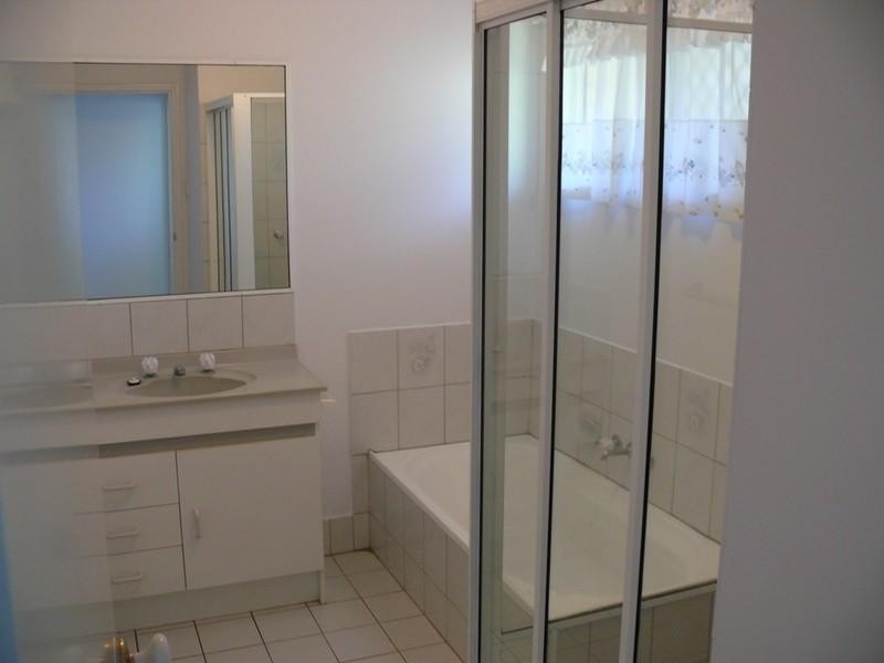 1/12 Helensvale Road, Helensvale QLD 4212