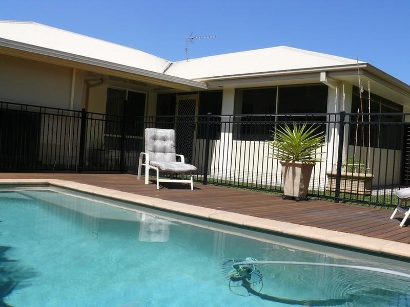 8 Candlebark Circuit, Upper Coomera QLD 4209