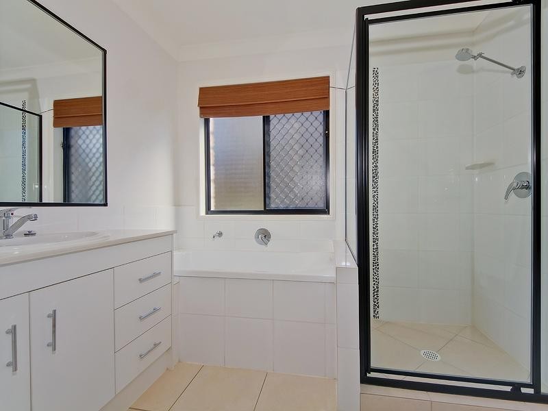 3 Sundew Crescent, Upper Coomera QLD 4209