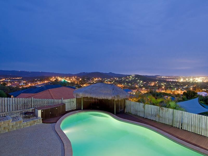 15 Mitaro Rise, Pacific Pines QLD 4211