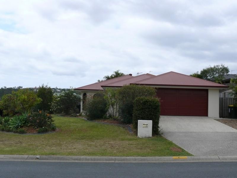 4 Ainslie Street, Pacific Pines QLD 4211