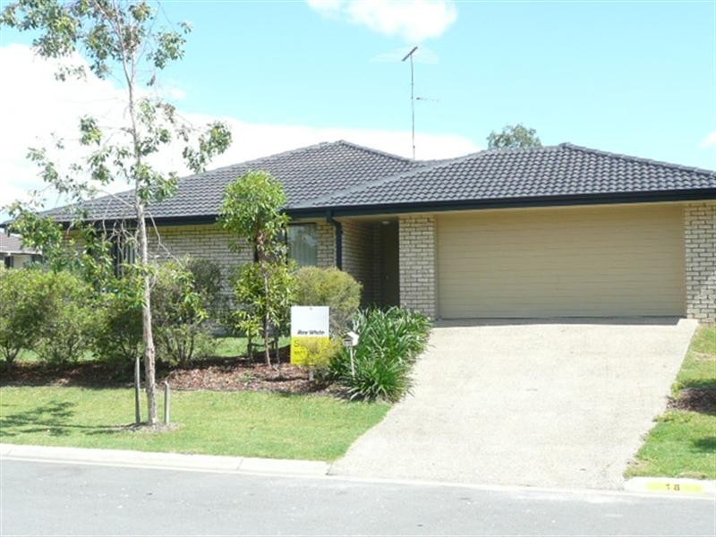 1/18 Firecrest Close, Upper Coomera QLD 4209