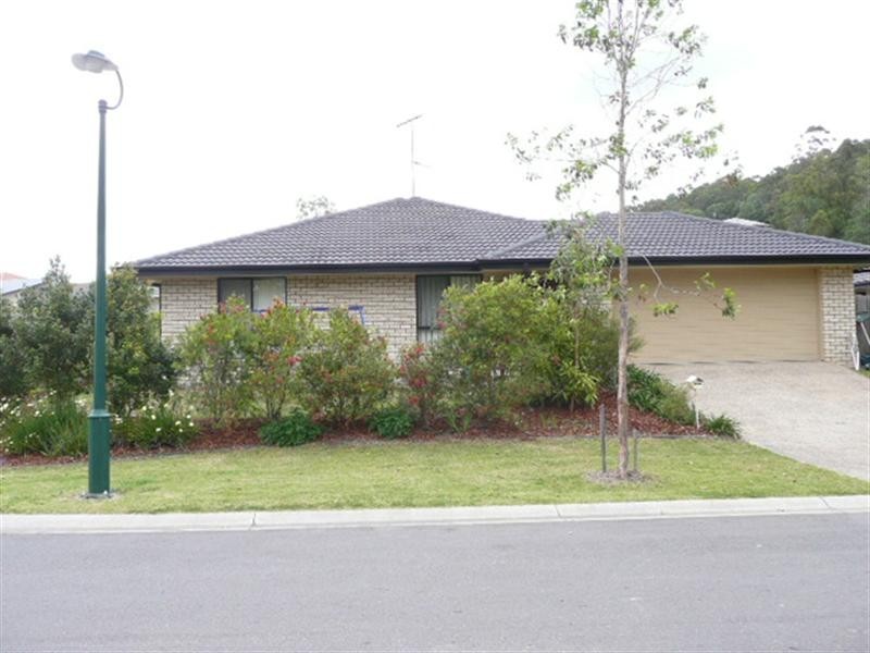 1/18 Firecrest Close, Upper Coomera QLD 4209