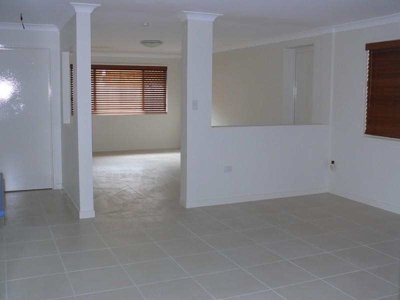 12 Halbury Court, Helensvale QLD 4212