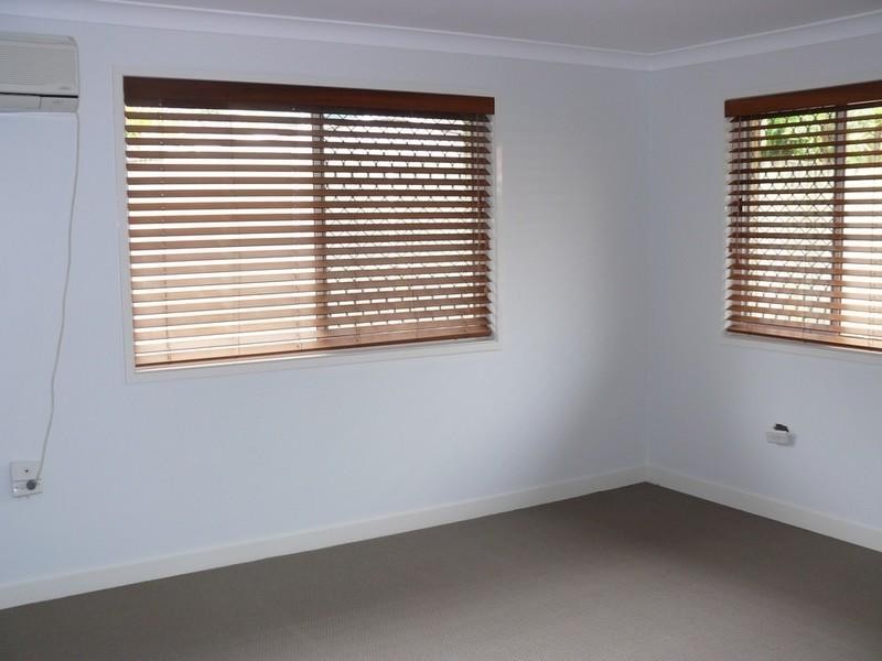 12 Halbury Court, Helensvale QLD 4212