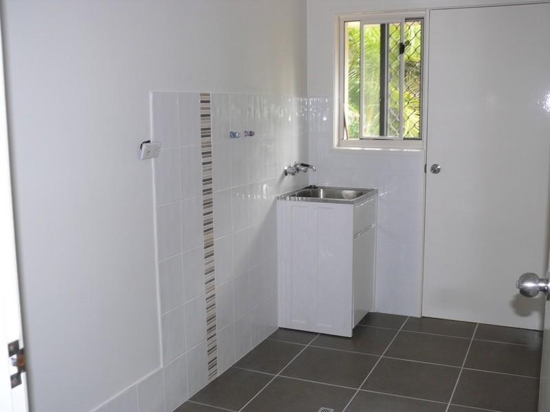 12 Halbury Court, Helensvale QLD 4212