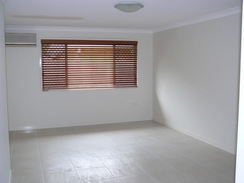 12 Halbury Court, Helensvale QLD 4212