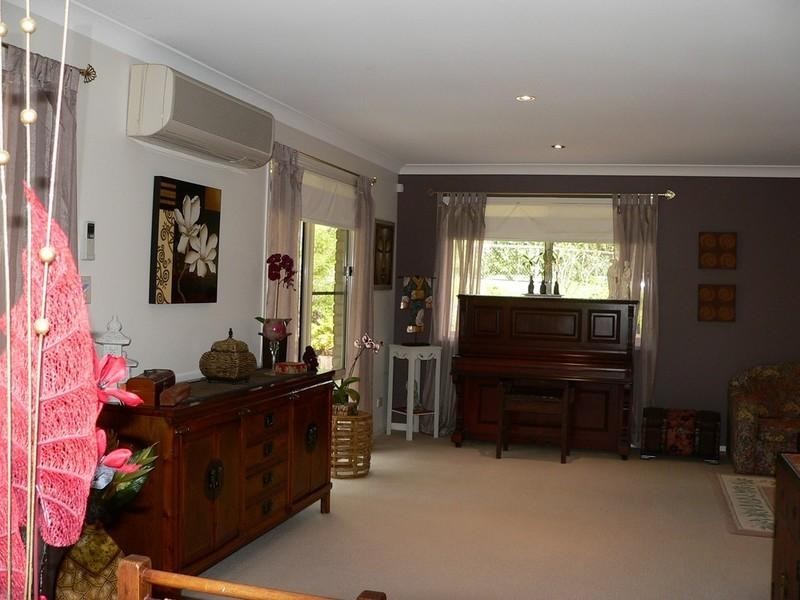 6 Nabberu Street, Maudsland QLD 4210