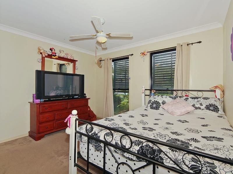 8 Purlingbrook Street, Upper Coomera QLD 4209