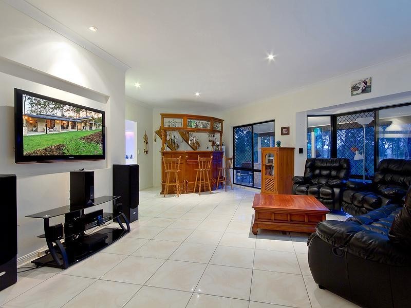 7 Fern Tree Gully Drive, Willow Vale QLD 4209