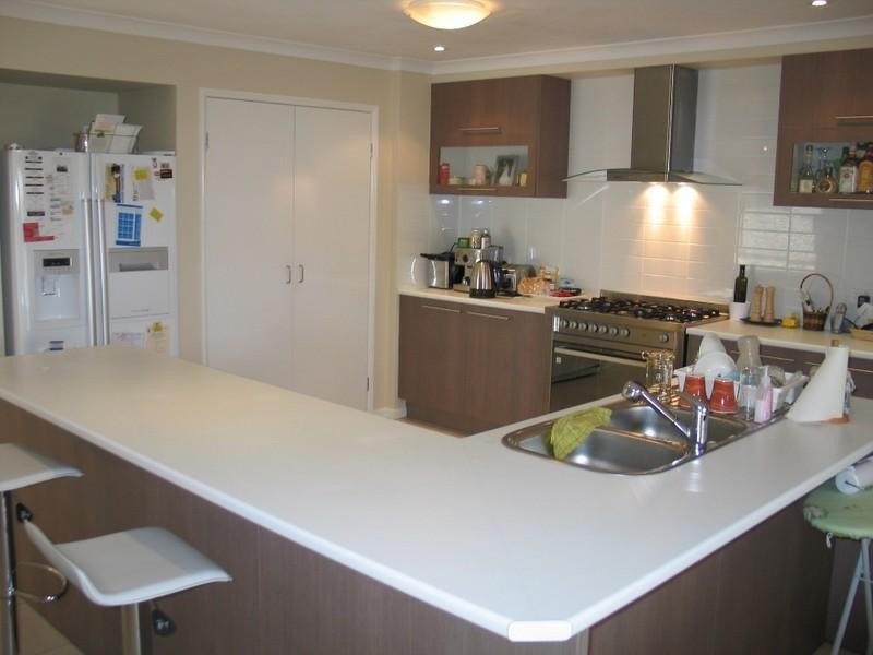 9 Villanova Avenue, Oxenford QLD 4210