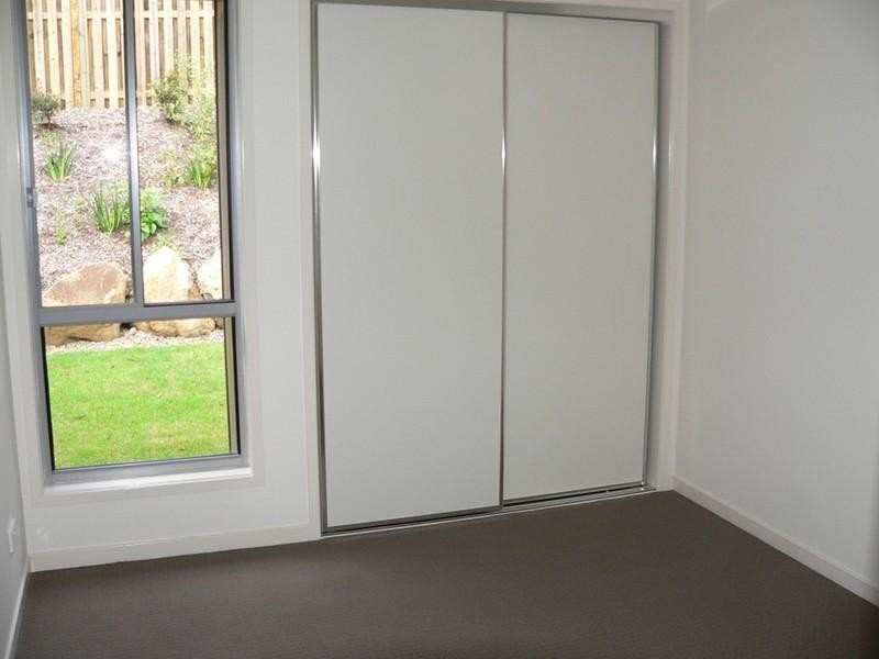 2/8 Mugello Drive, Oxenford QLD 4210