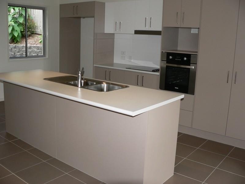 2/8 Mugello Drive, Oxenford QLD 4210