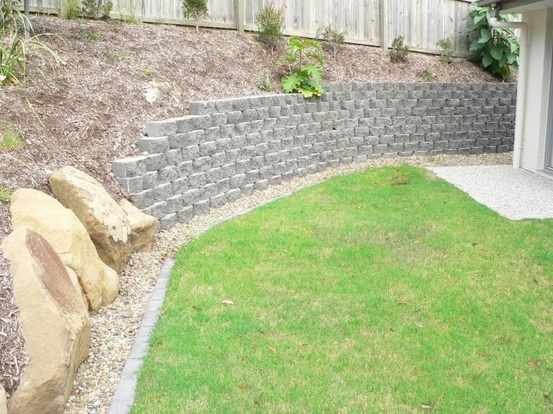 2/8 Mugello Drive, Oxenford QLD 4210