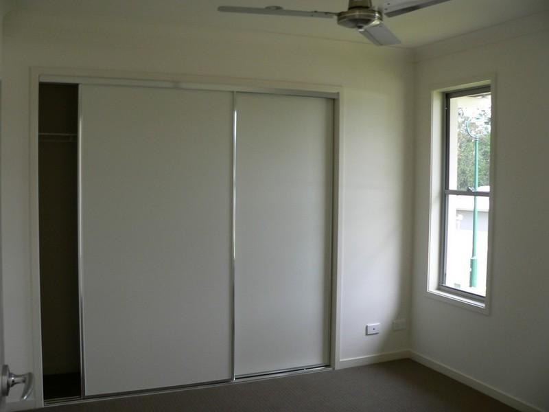 1/8 Mugello Drive, Oxenford QLD 4210