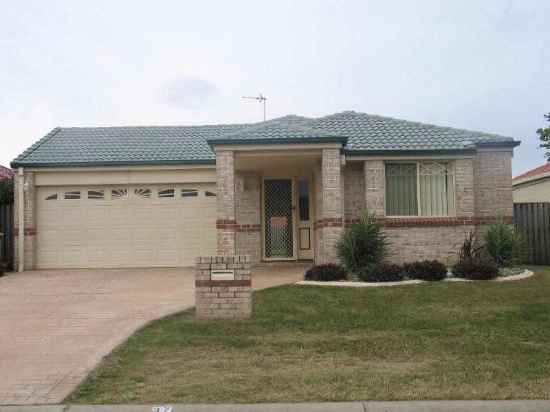 37 Rivermeadows Drive, Upper Coomera QLD 4209
