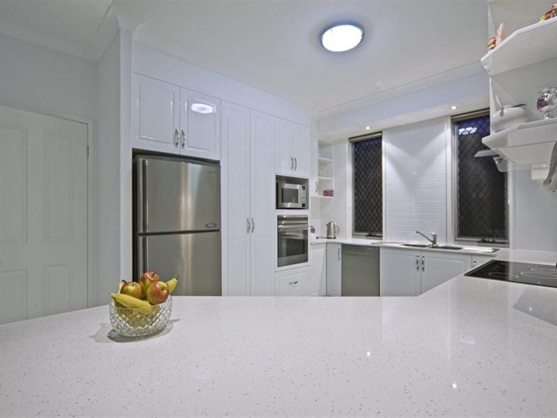 8 Rushcutter Avenue, Oxenford QLD 4210