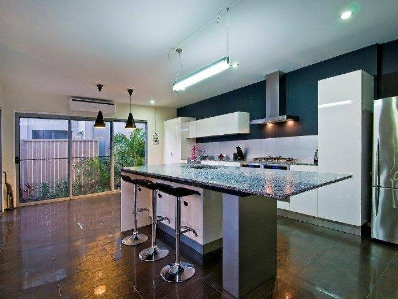 60 Southaven Drive, Helensvale QLD 4212