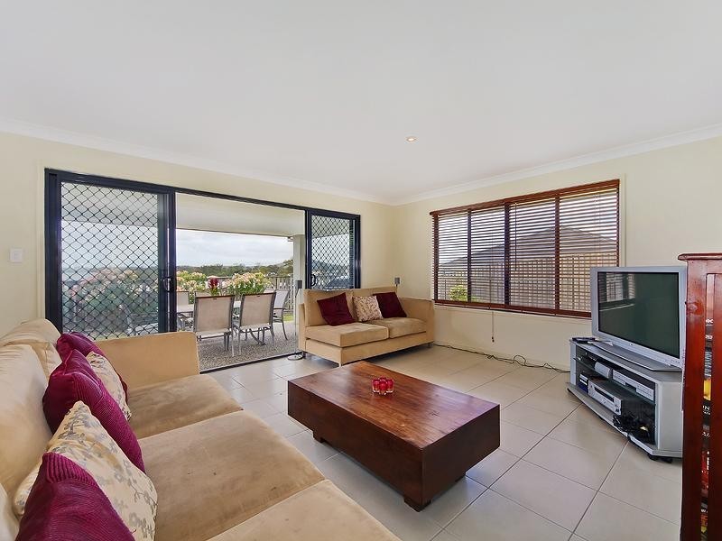 16 Torrington Street, Upper Coomera QLD 4209