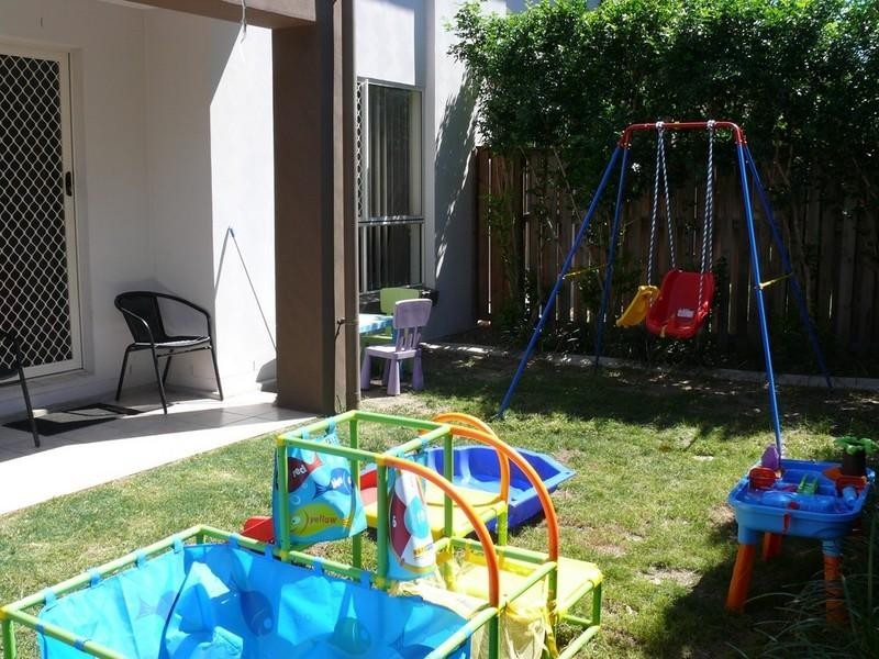 2/1 Carnarvon Court, Oxenford QLD 4210