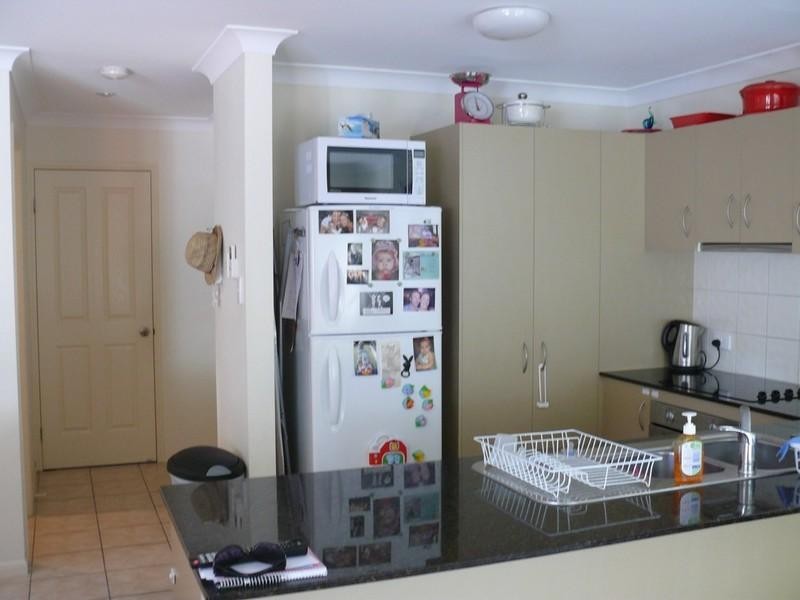 2/1 Carnarvon Court, Oxenford QLD 4210