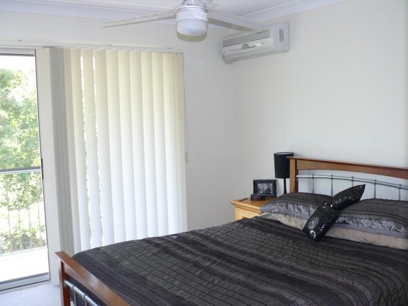 2/1 Carnarvon Court, Oxenford QLD 4210