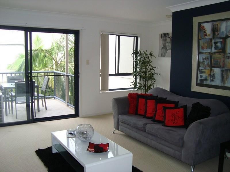 2/7 Bowden Court, Nerang QLD 4211