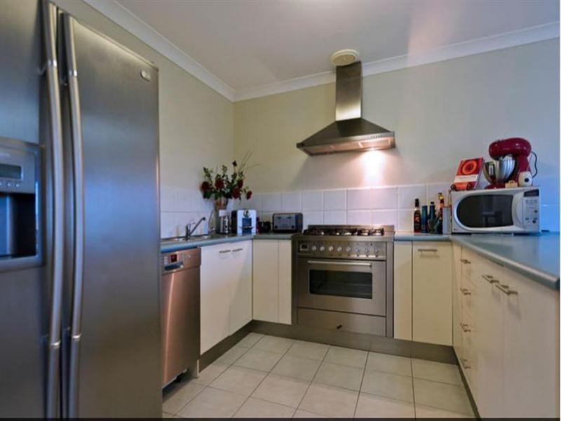 6/2016 Crestridge Crescent, Oxenford QLD 4210