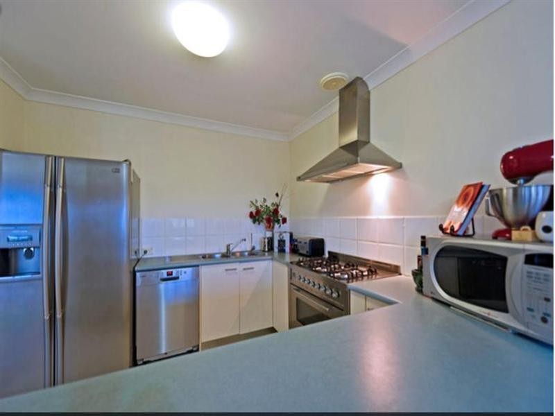 6/2016 Crestridge Crescent, Oxenford QLD 4210