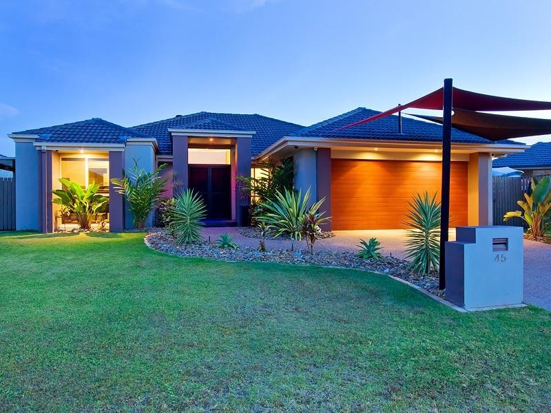 45 Regatta Avenue, Oxenford QLD 4210