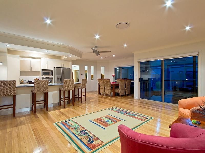 45 Regatta Avenue, Oxenford QLD 4210