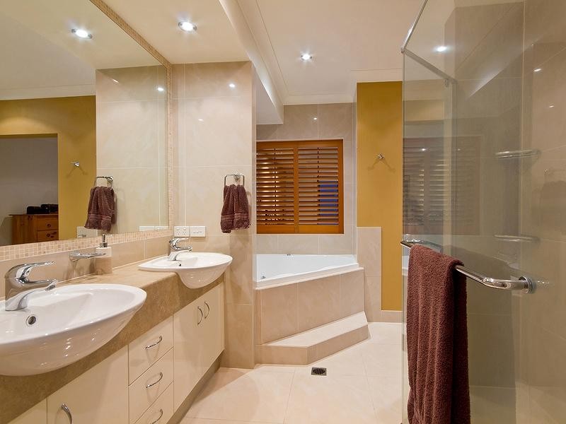 45 Regatta Avenue, Oxenford QLD 4210