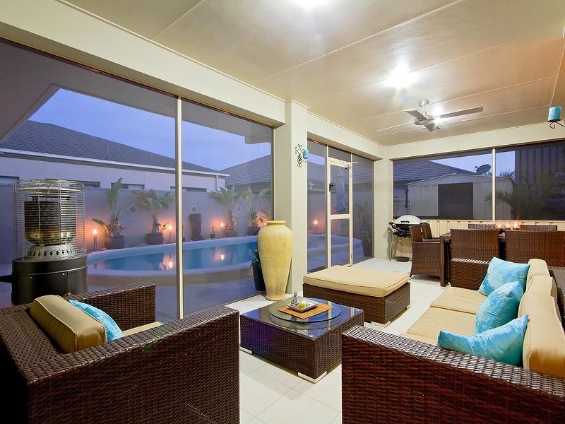 45 Regatta Avenue, Oxenford QLD 4210