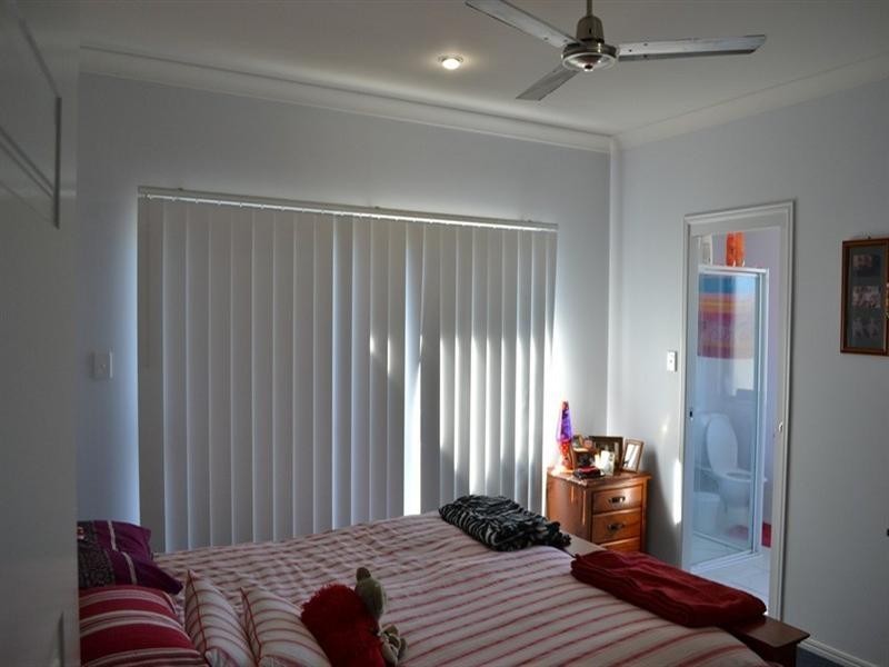 18 Dayflower Street, Upper Coomera QLD 4209