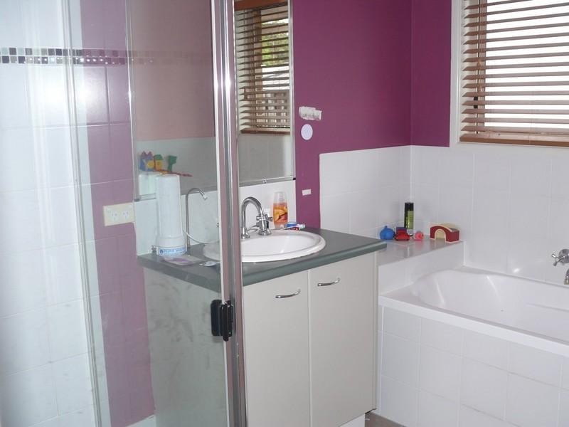 4 Pecan Drive, Upper Coomera QLD 4209