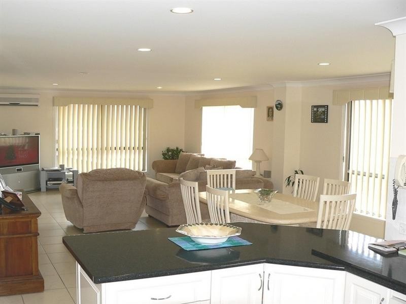 Pacific Pines QLD 4211