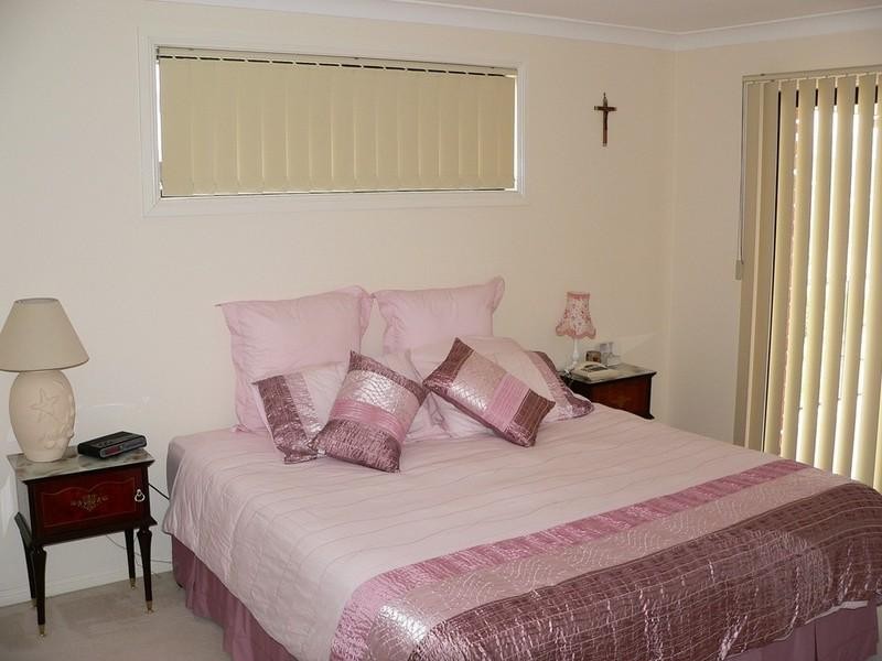 Pacific Pines QLD 4211