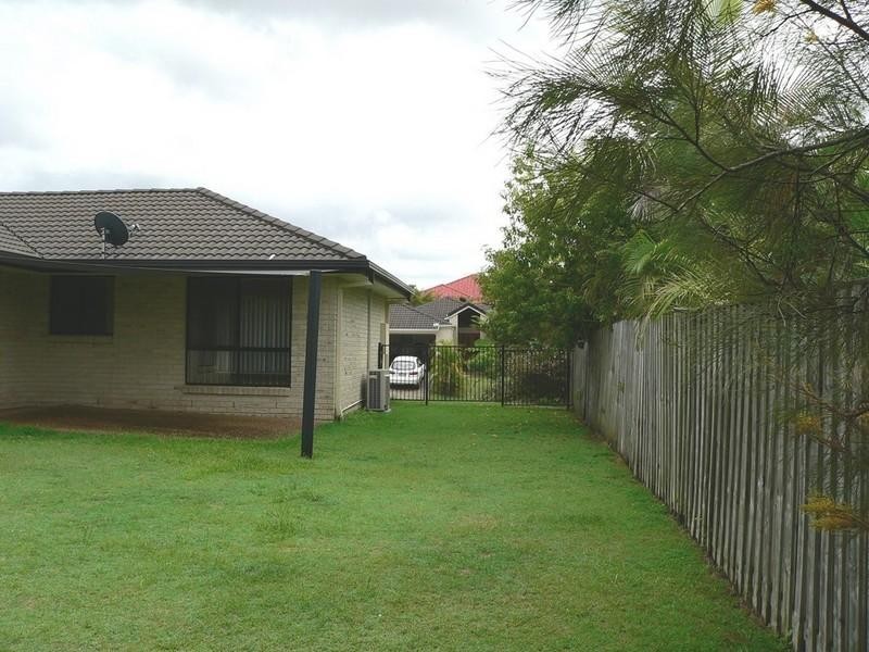 27 Brissendon Street, Maudsland QLD 4210