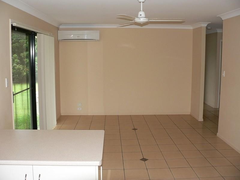 27 Brissendon Street, Maudsland QLD 4210