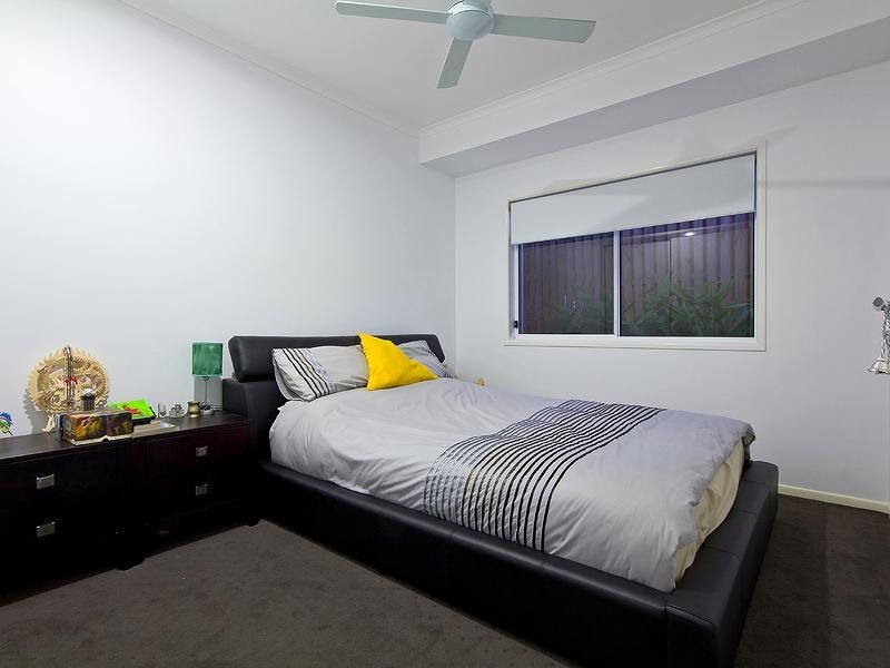 17 Yarrayne Valley Drive, Upper Coomera QLD 4209