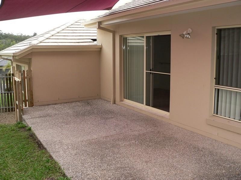 8 Waterclover Drive, Upper Coomera QLD 4209