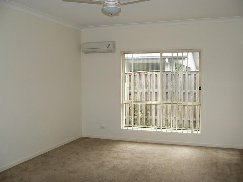 8 Waterclover Drive, Upper Coomera QLD 4209