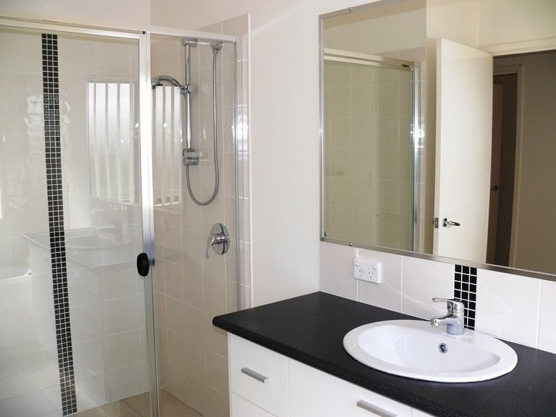 4 Waterclover Drive, Upper Coomera QLD 4209