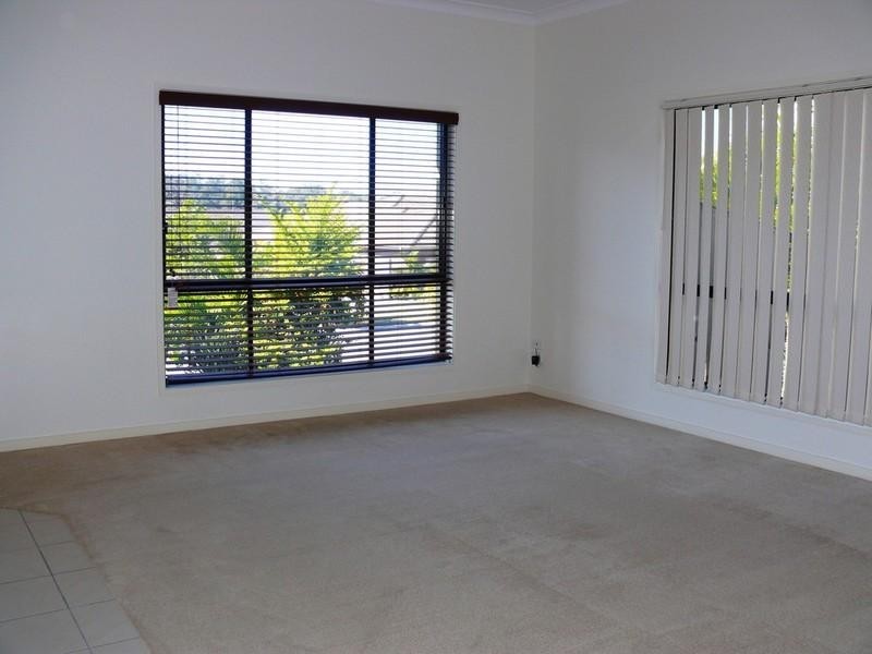 4 Waterclover Drive, Upper Coomera QLD 4209