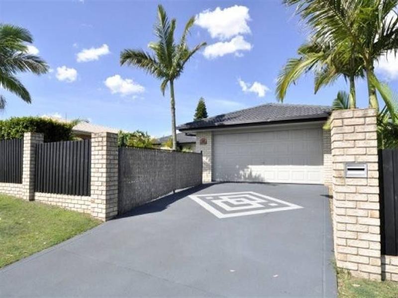 23 Crestridge Crescent, Oxenford QLD 4210