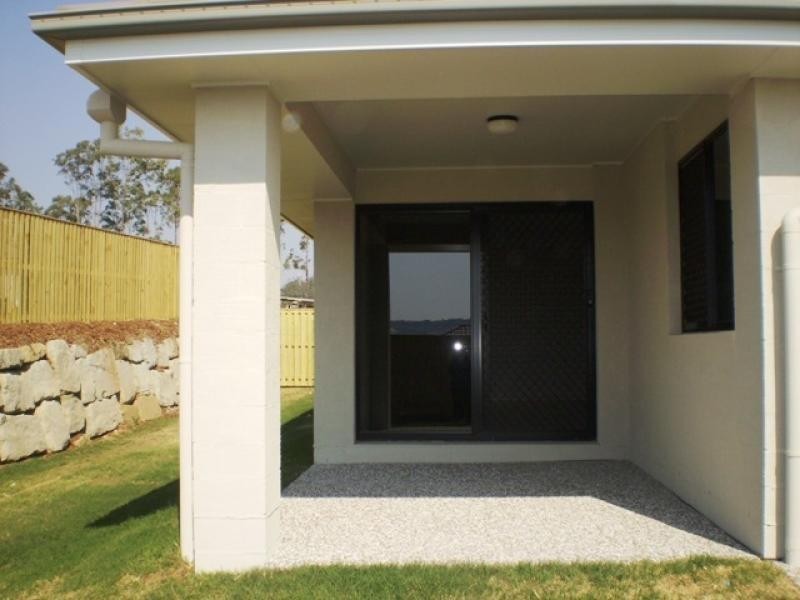 89 McAuley Parade, Pacific Pines QLD 4211